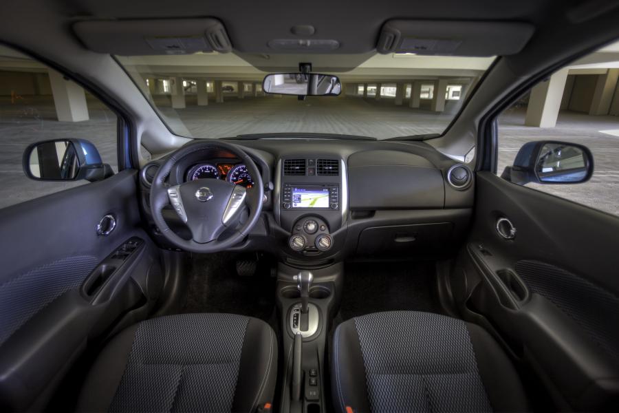  Nissan Versa Note 2014 года  (фото 61 из 137)